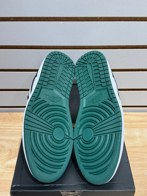 Jordan 1 Low Green Toe Sz 11