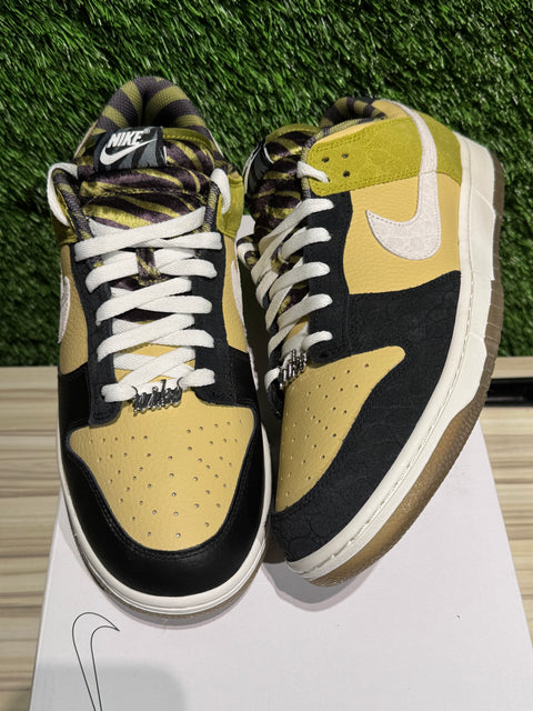 Nike Dunk By You Sz 12