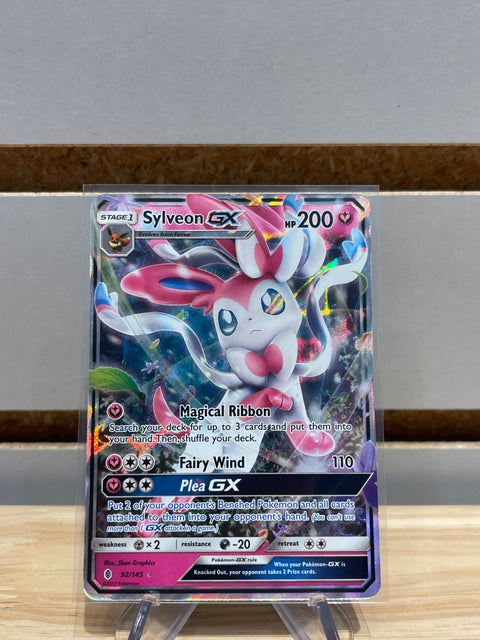 Sylveon GX - SM - Pokemon Guardians Rising (SM02)