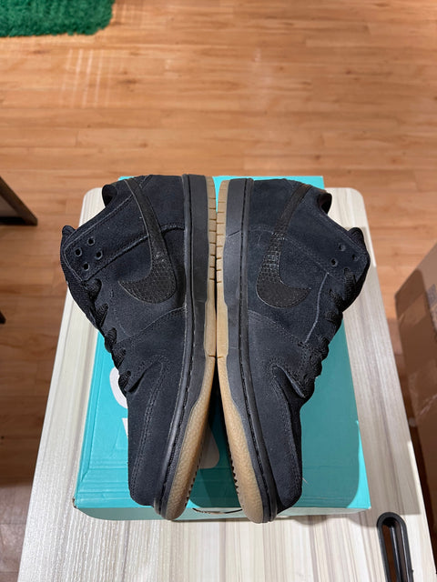 Nike SB Dunk Low Black Snake Gum