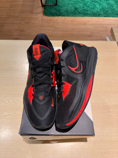 Black Crimson Kyrie 5