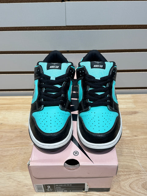 Nike SB Dunk Low Diamond Supply Co. Sz 9