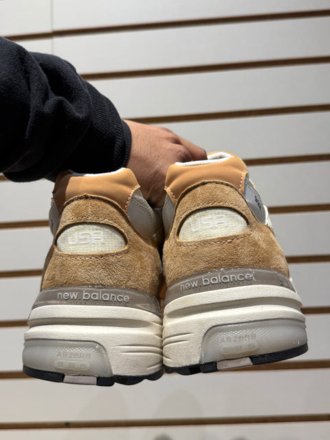 New Balance 992 MiUSA Sweet Caramel Sz 12
