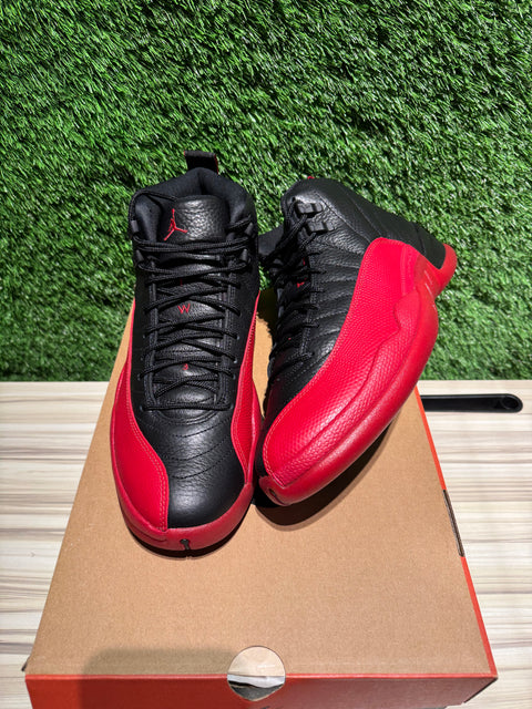 Jordan 12 Retro Flu Game (2025) Sz 10.5M