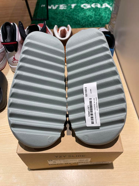 adidas Yeezy Slide Salt Sz 6