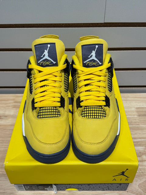 Jordan 4 Retro Lightning (2021) Sz 9.5