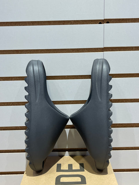 adidas Yeezy Slide Onyx Sz 12