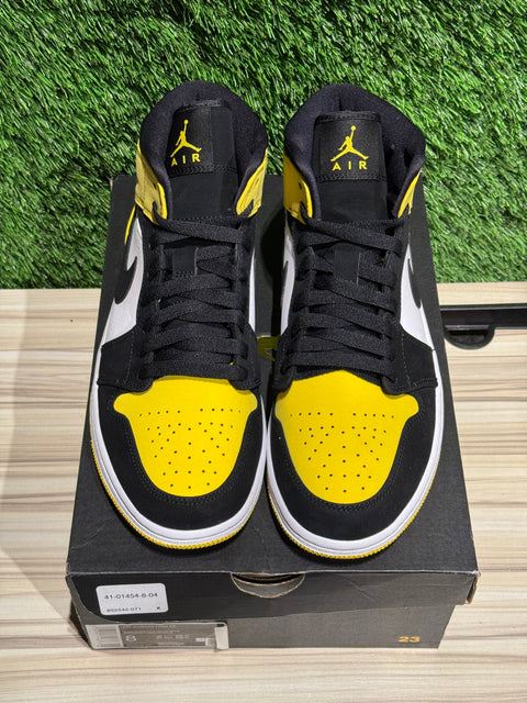 Jordan 1 Mid Yellow Toe Black Sz 8M