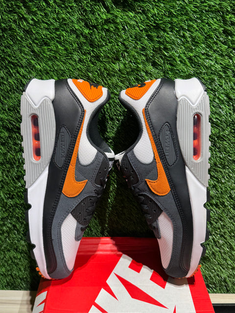 Nike Air Max 90 White Starfish Black Sz 10M