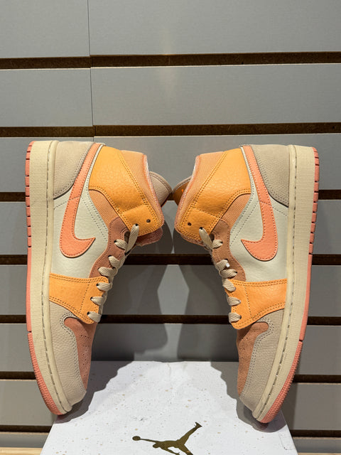 Jordan 1 Mid Apricot Orange (Women's) Sz 9M