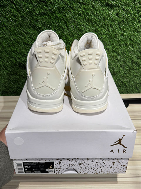 Jordan 4 Retro Metallic Gold (Women's) Sz 9M