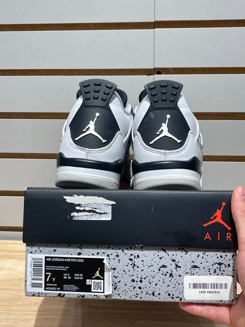 Jordan 4 Retro Military Black (GS) Sz 7Y