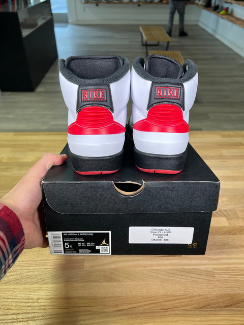 Jordan 2 Retro OG Chicago (2022)