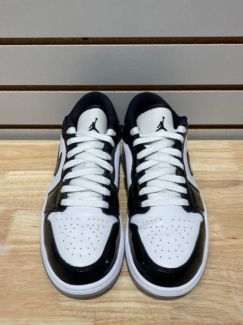Jordan 1 Low SE Concord Sz 10