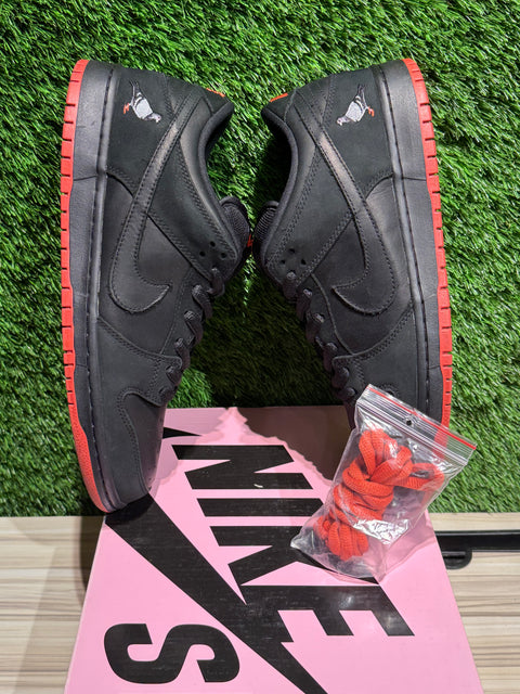Nike SB Dunk Low Black Pigeon Sz 11M