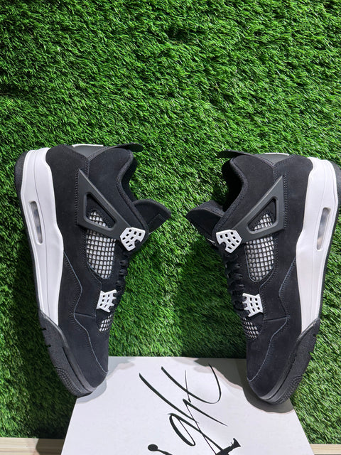 Jordan 4 Retro White Thunder Sz 12