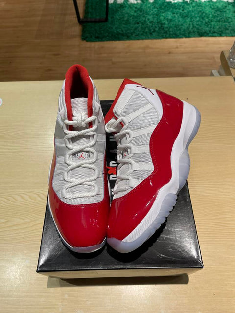 Jordan 11 Retro Cherry (2022) Sz 10.5