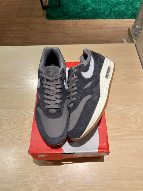 Nike Air Max 1 Crepe Soft Grey Sz 11