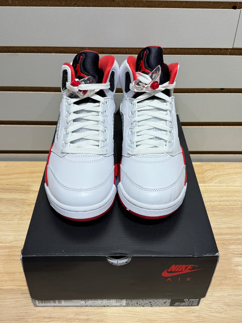 Jordan 5 Retro Fire Red Black Tongue (2025) Sz 7.5