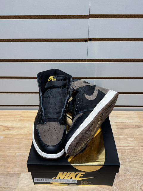 Jordan 1 Retro High OG Palomino Sz 8.5