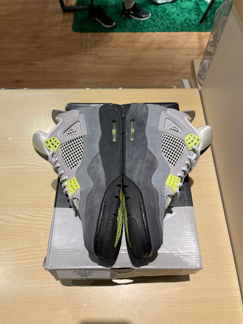 Jordan 4 Retro SE 95 Neon