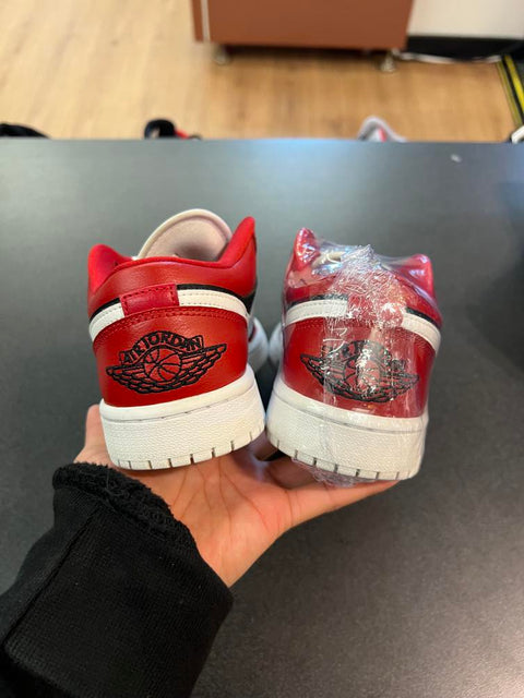 Jordan 1 Low Chicago Flip (Women's) Sz 4Y