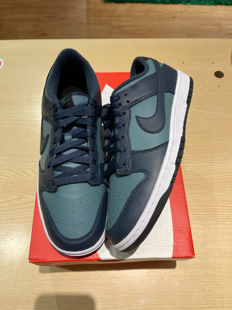 DS Armory Navy Dunk Low Sz 10.5