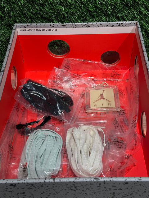 Jordan 4 Retro Off-White Sail (Women's) Sz 4.5M/6W