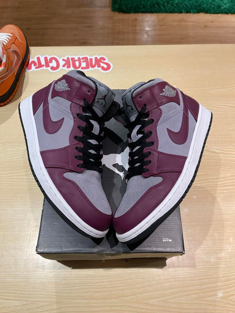 Jordan 1 Phat Bordeaux Sz 10.5