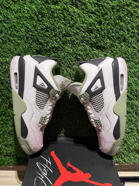 Jordan 4 Retro Seafoam (Women's) Sz 9M/10.5W