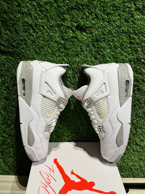 Jordan 4 Retro White Oreo (2021) Sz 9M