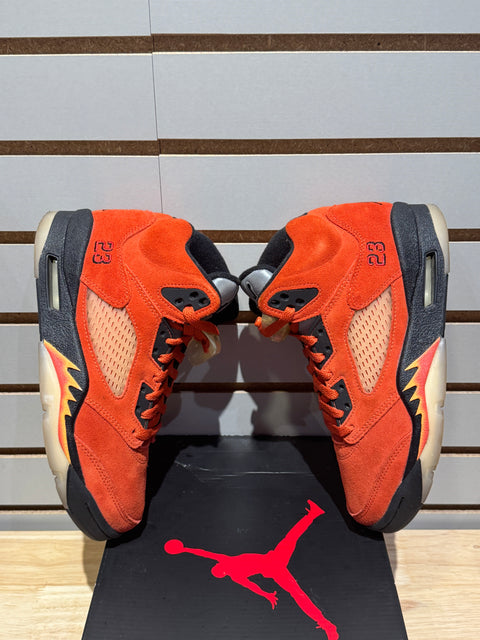 Jordan 5 Retro Dunk on Mars (Women's) Sz 7.5W/6Y