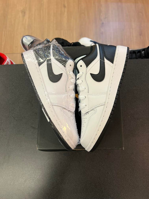 Jordan 1 Low White Black (GS) Sz 4Y