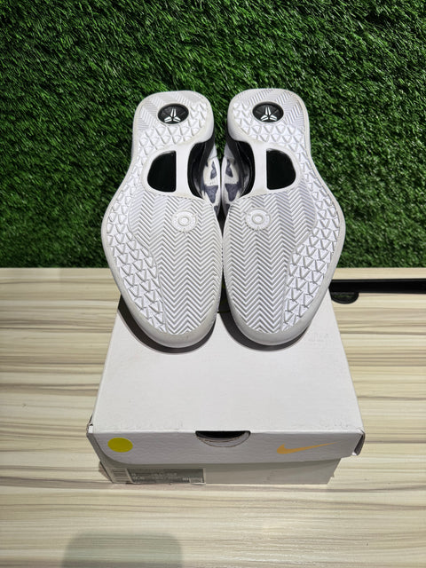 Nike Kobe 8 Protro Mambacita Sz 8M