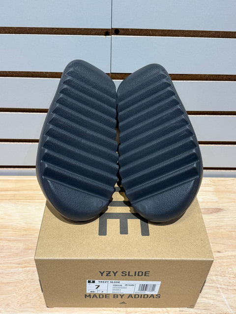 adidas Yeezy Slide Onyx Sz 7