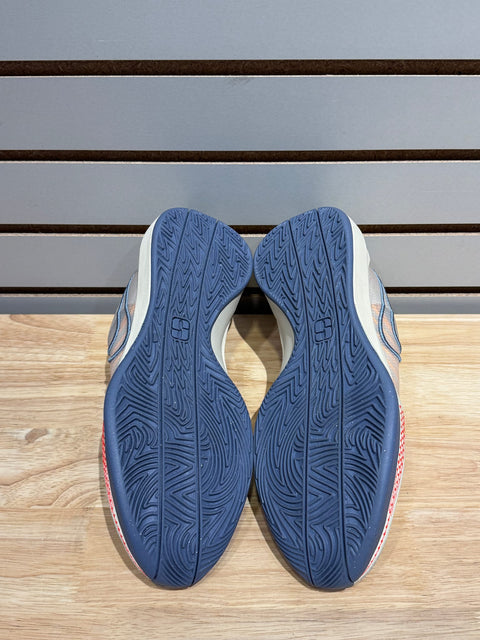 Nike Sabrina 1 Grounded (Women's) Sz 11M
