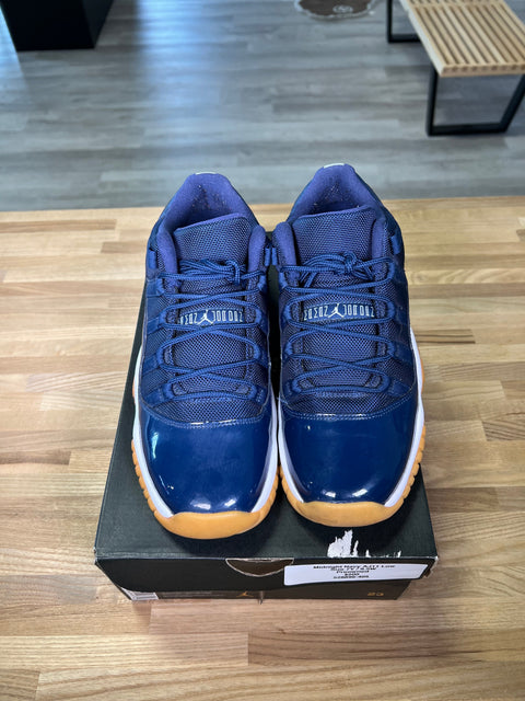 Jordan 11 Retro Low Midnight Navy