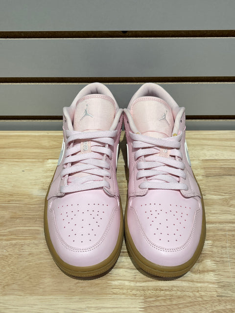 Jordan 1 Low Arctic Pink Gum (Women's) Sz 10.5