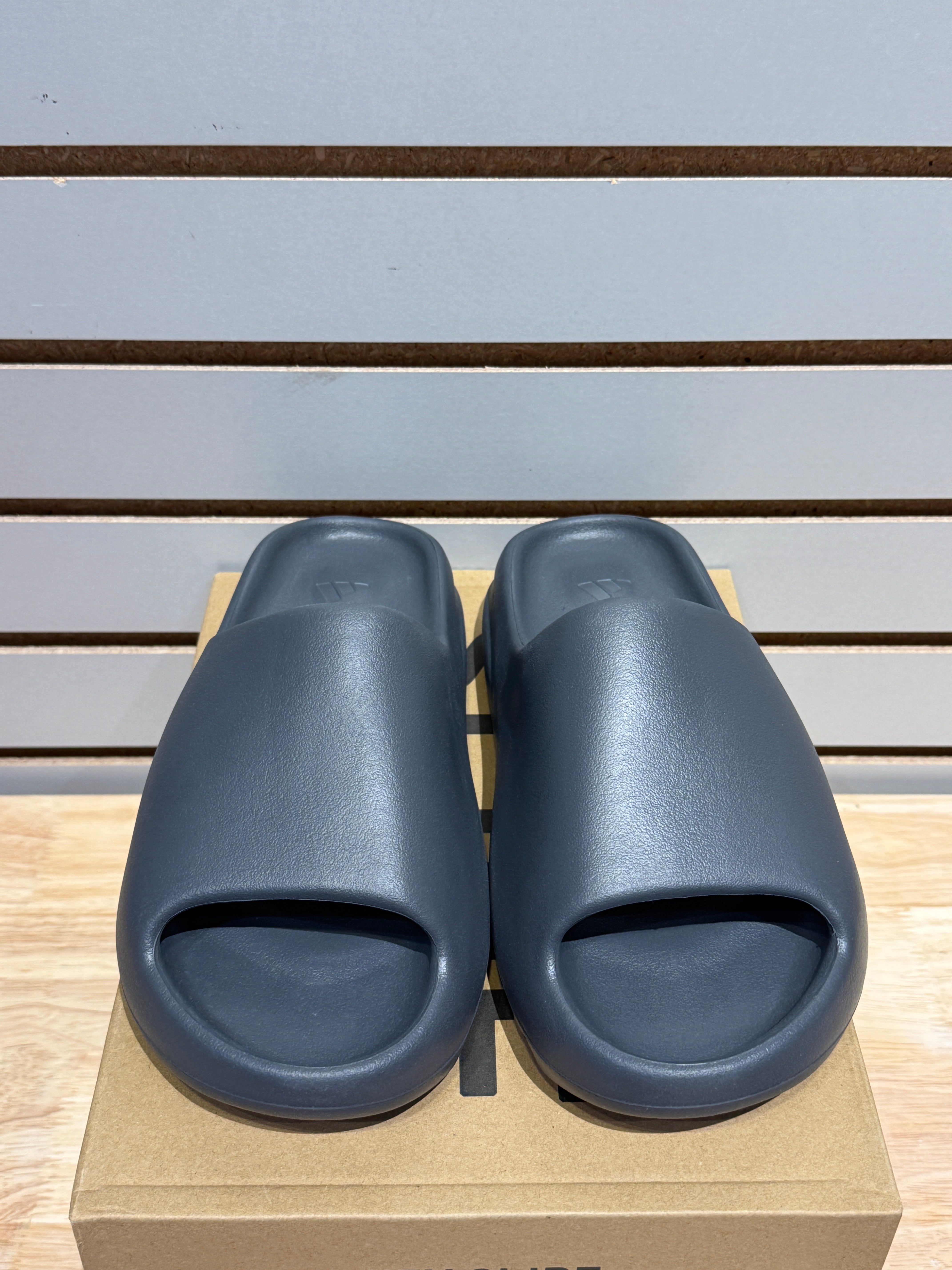 adidas Yeezy Slide Slate Grey Sz 7 – Sneak City