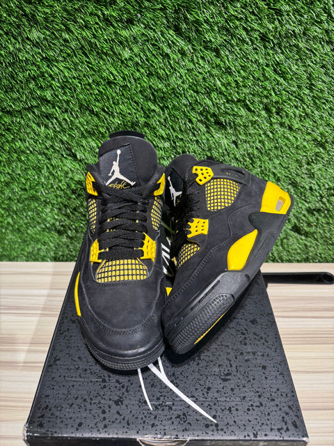Jordan 4 Retro Thunder (2023) Sz 7.5M