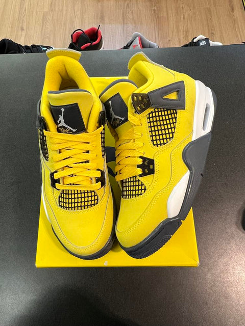 Jordan 4 Retro Lightning (2021) (GS) Sz 5Y