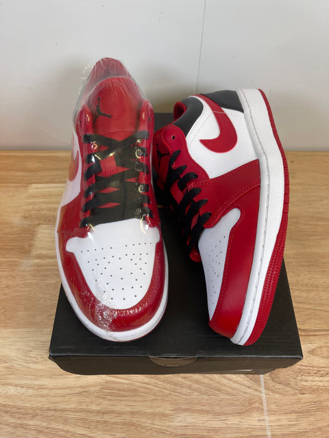 Jordan 1 Low Bulls