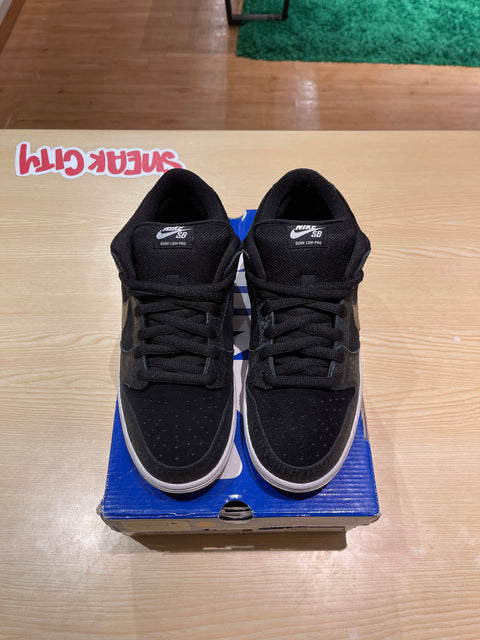 Nike SB Dunk Low Nontourage