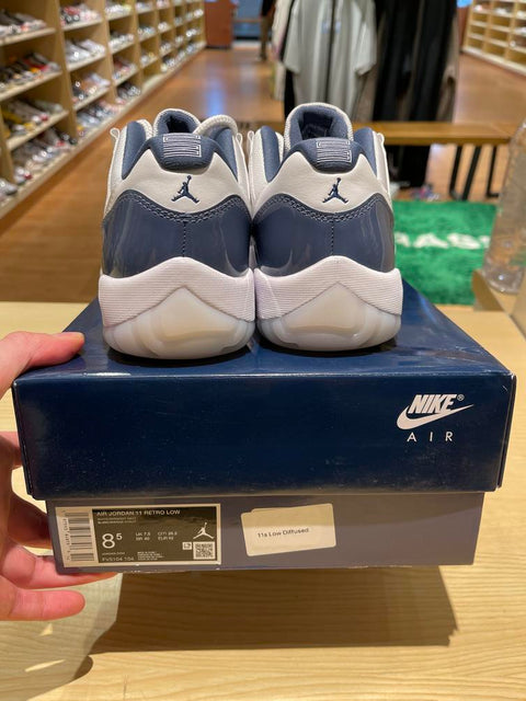 Jordan 11 Retro Low Diffused Blue