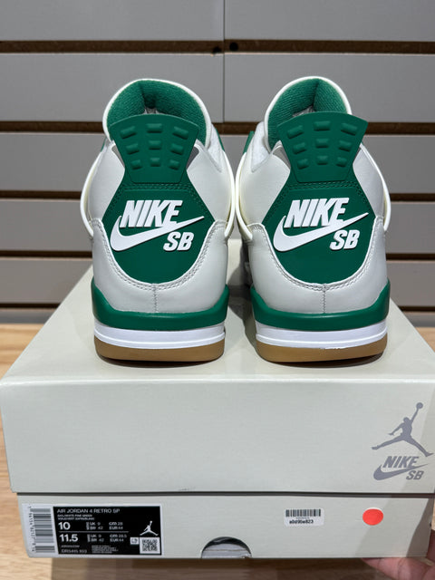Jordan 4 Retro SB Pine Green Sz 10
