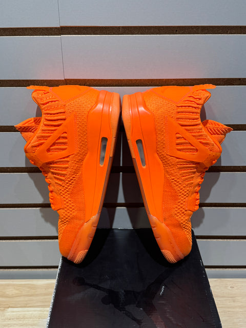 Jordan 4 Retro Flyknit Orange Sz 9