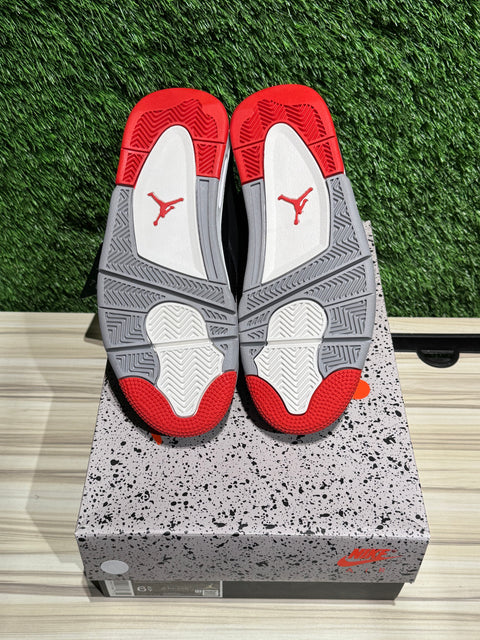 Jordan 4 Retro Bred Reimagined (GS) Sz 6.5Y/8W