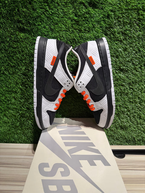 Nike SB Dunk Low TIGHTBOOTH Sz 8.5M