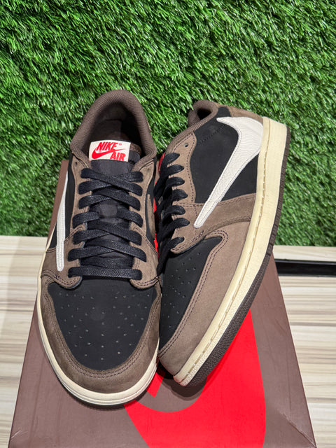 Jordan 1 Retro Low OG SP Travis Scott Mocha Sz 10.5M