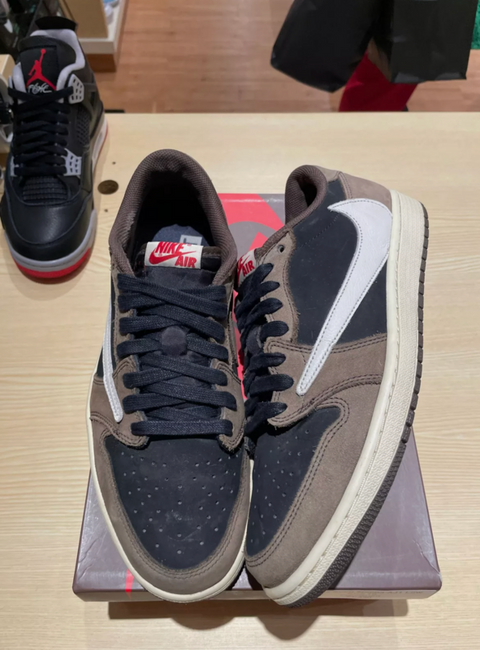 Jordan 1 Retro Low OG SP Travis Scott Mocha